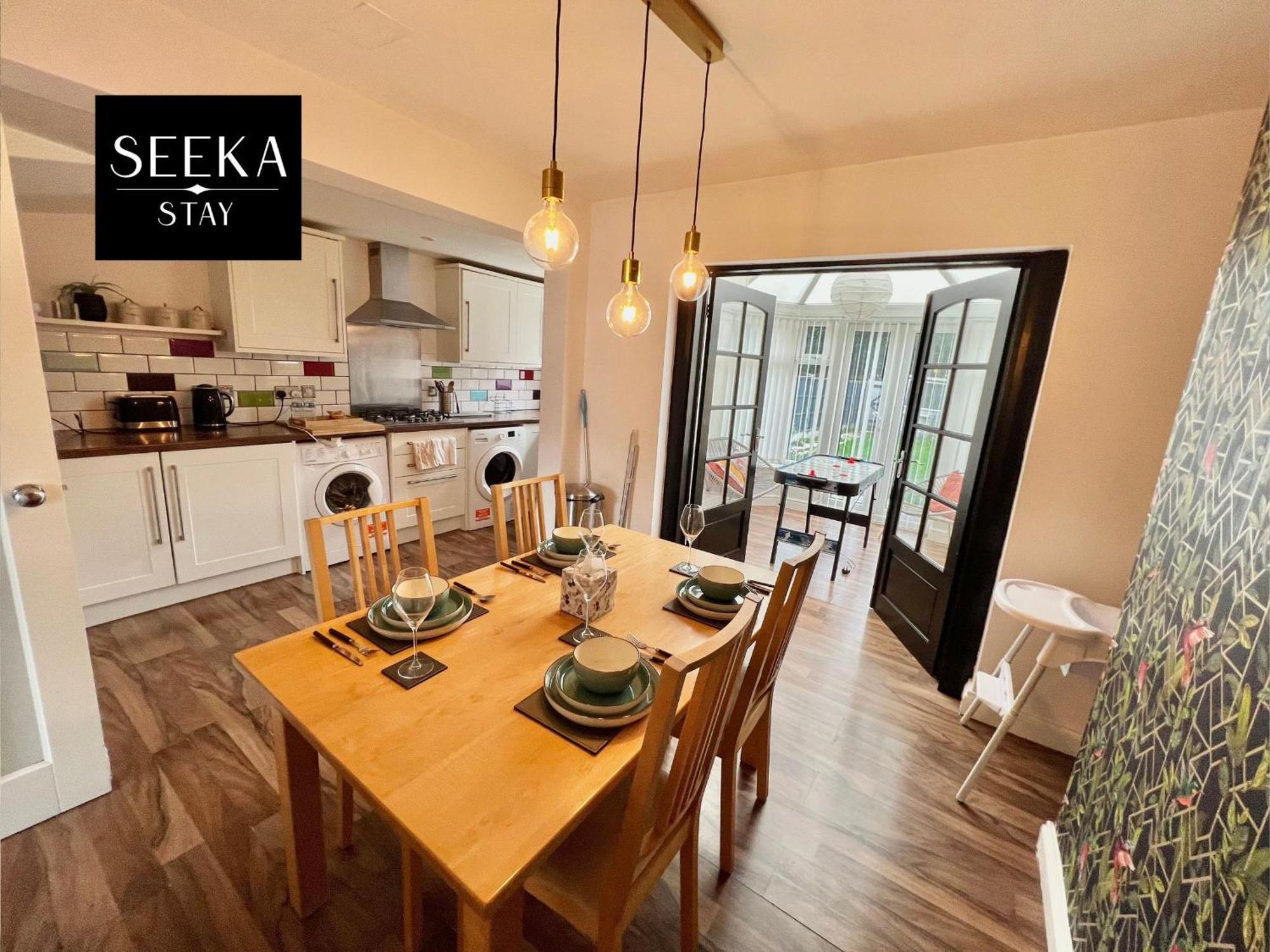 קובנטרי Cosy 2-Bedroom House, Walking Distance Cbs, Ideal For Contractors-Business Stays מראה חיצוני תמונה